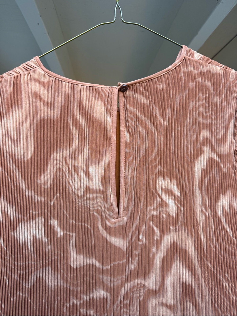 Wilfred Rust-Brown Pleated Long-Sleeve Midi Dress - Picture 6 of 7